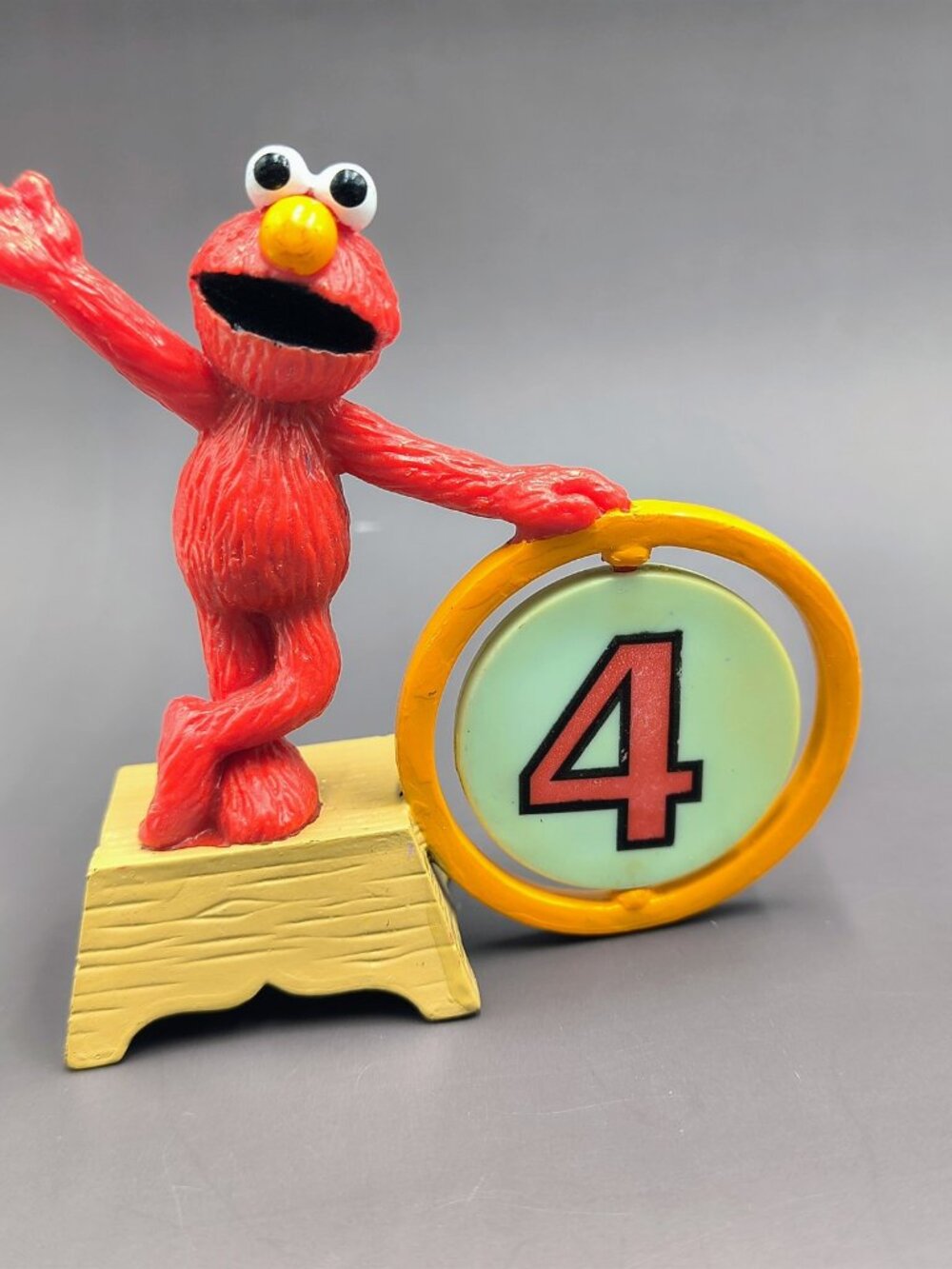 Vintage Applause Sesame Street Elmo "Age 4" Cake Topper - Spinning Number Figure